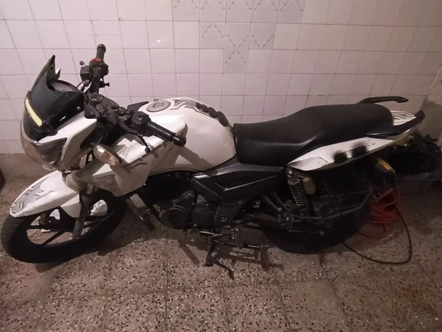 موتور آپاچی 180|موتورسیکلت|خوی, |دیوار