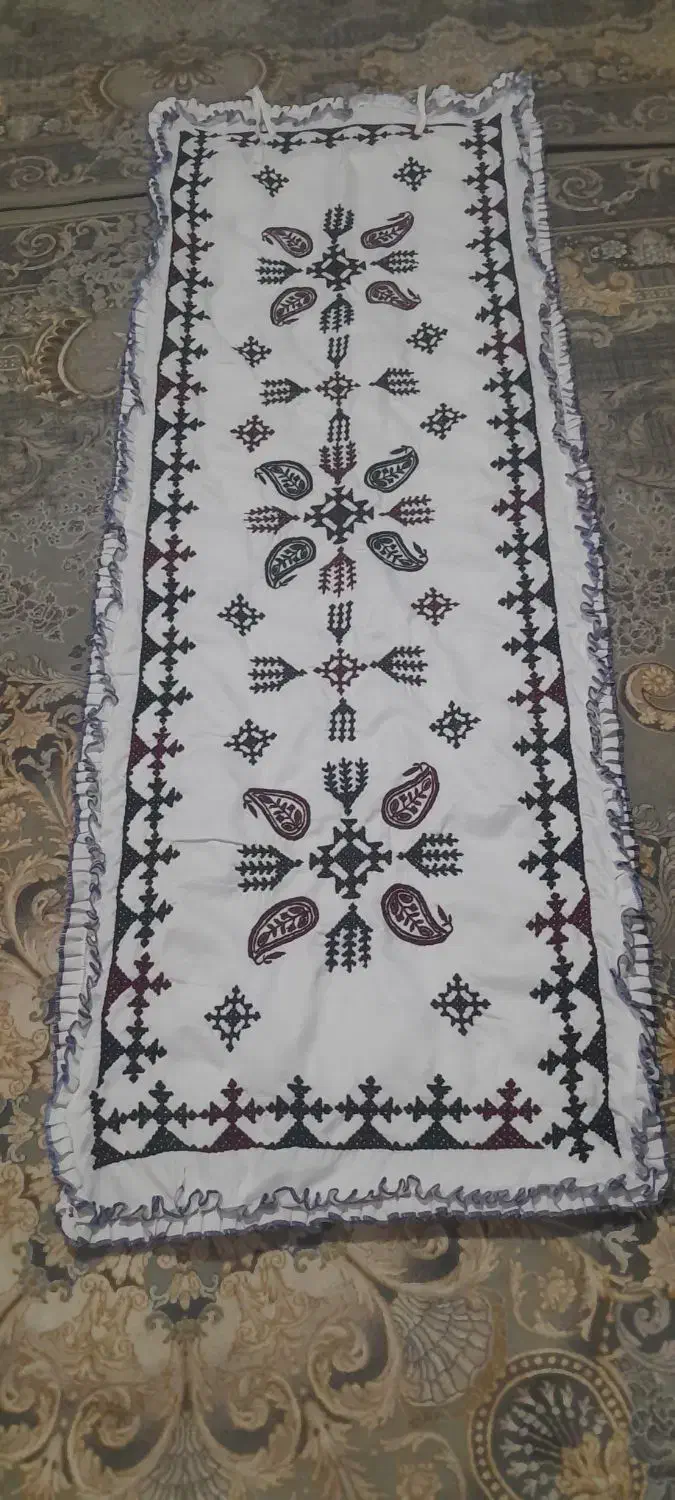 کناره دست دوز|فرش|زاهدان, |دیوار