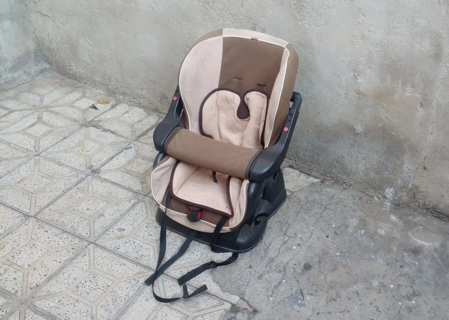 صندلی ماشین کودک|کالسکه و لوازم جانبی|ارومیه, |دیوار