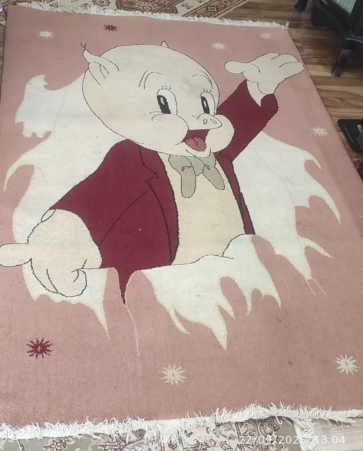 فرش|فرش|گلبهار, شهر جدید گلبهار|دیوار