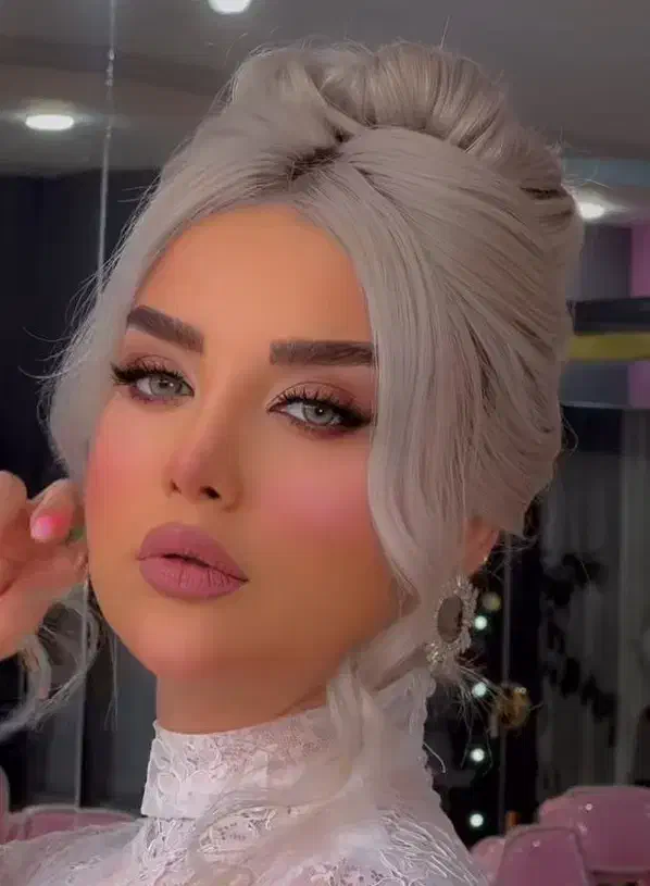 تخفیف تمام خدمات سالن زیبایی لنا|استخدام درمانی، زیبایی، بهداشتی|خرمآباد, |دیوار