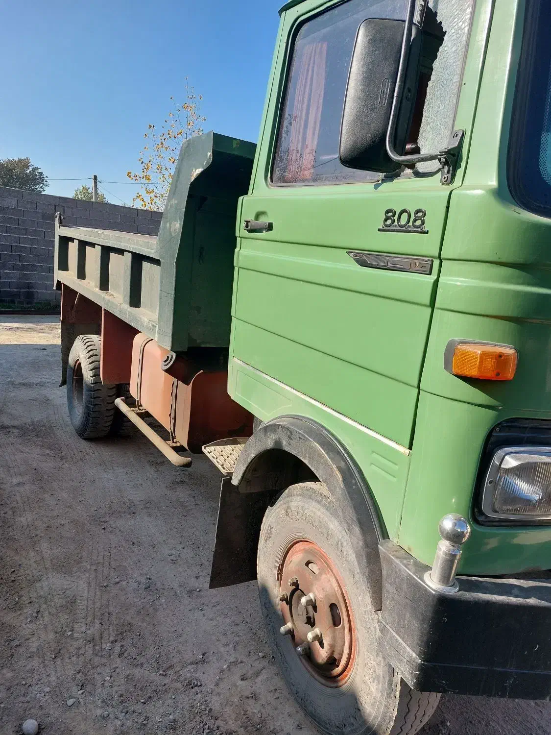 خاور ۸۰۸ کمپرسی۱۳۶۴ در حال کار|خودرو سنگین|لشت نشا, |دیوار