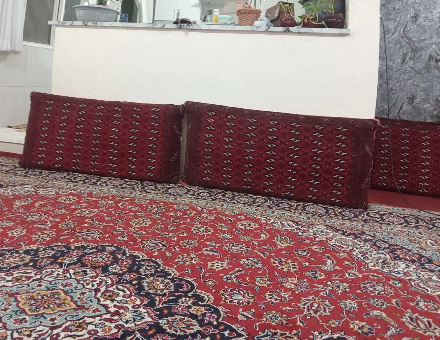 پشتی|پشتی|مشهد, حسین‌آباد|دیوار