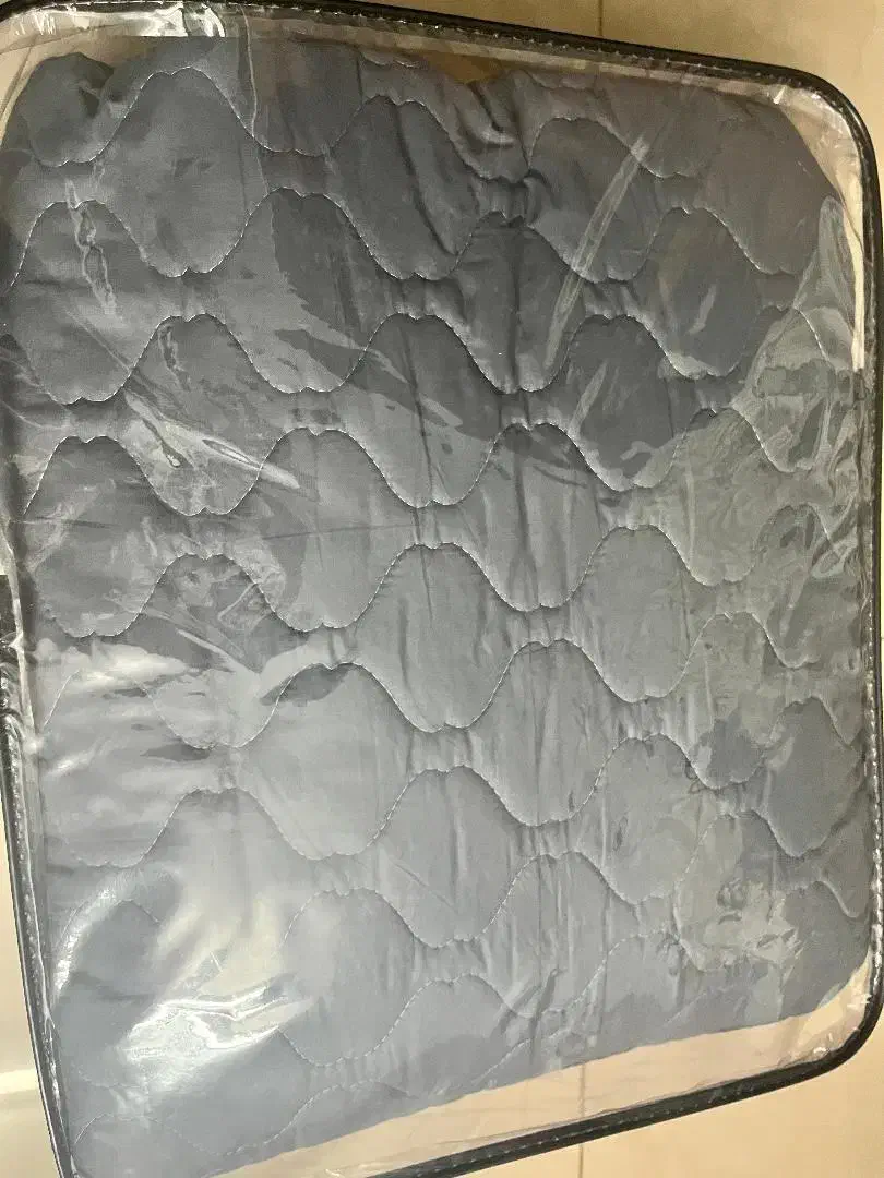 روتختی دو نفره پنبه دوزی شده 3 تکه|رختخواب، بالش، پتو|تهران, شهرک هما|دیوار