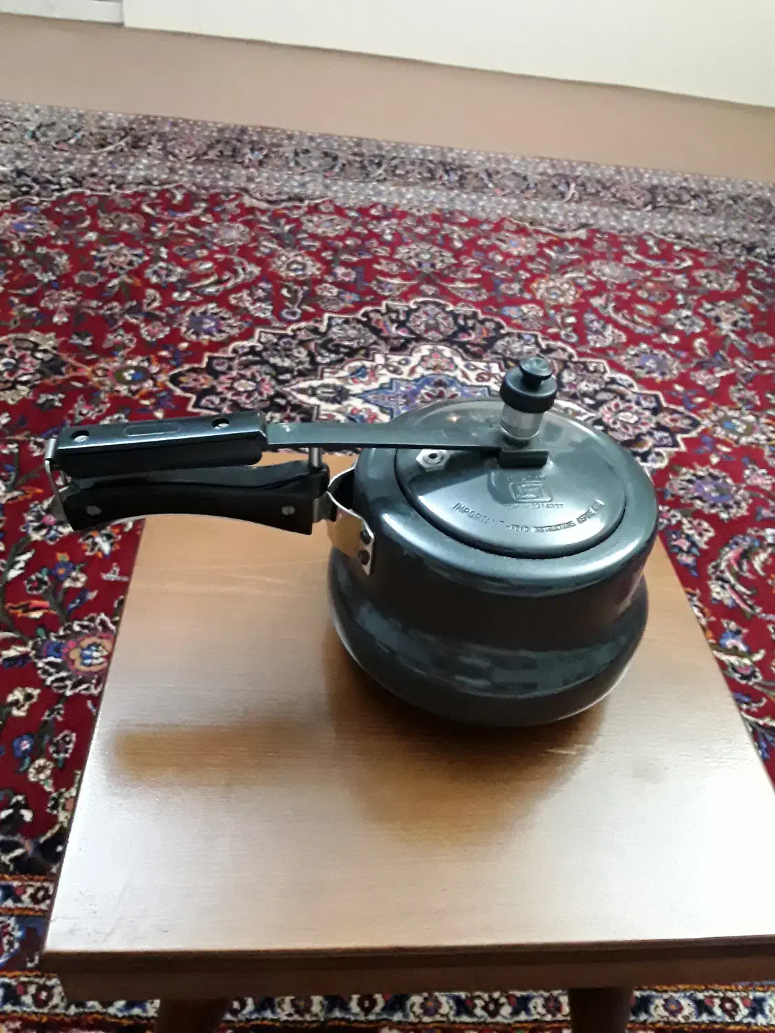 زودپز هندی|ظروف پخت‌وپز|شیراز, زرهی|دیوار
