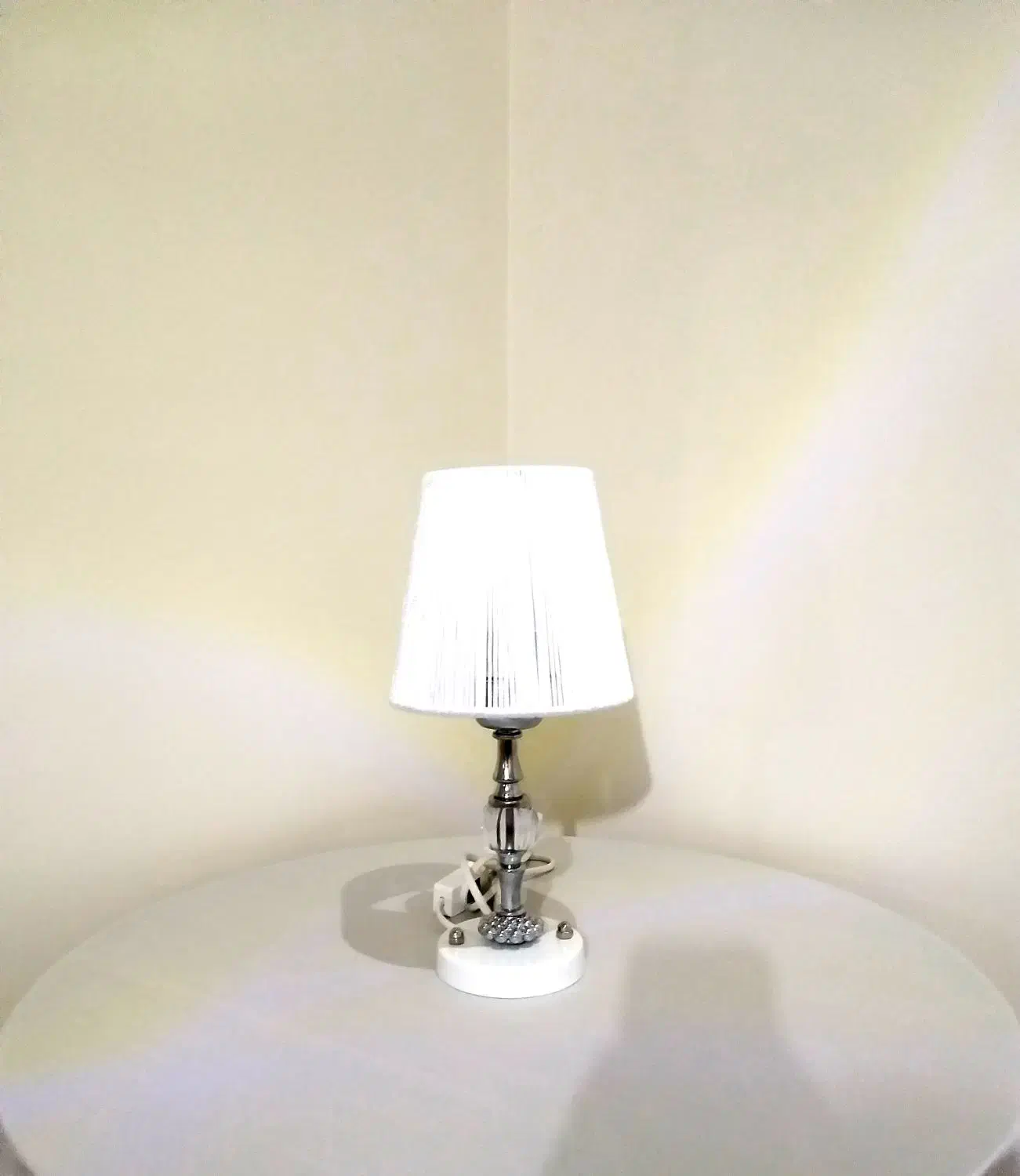 آباژور رومیزی کوچک|چراغ خواب و آباژور|کرج, گلشهر|دیوار