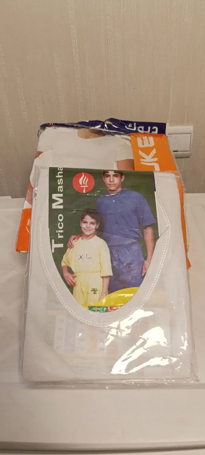 زیر پوش یا زیر پیراهن مردانه یقه گرد آستین دار|لباس|شیراز, شهرک ایثار|دیوار