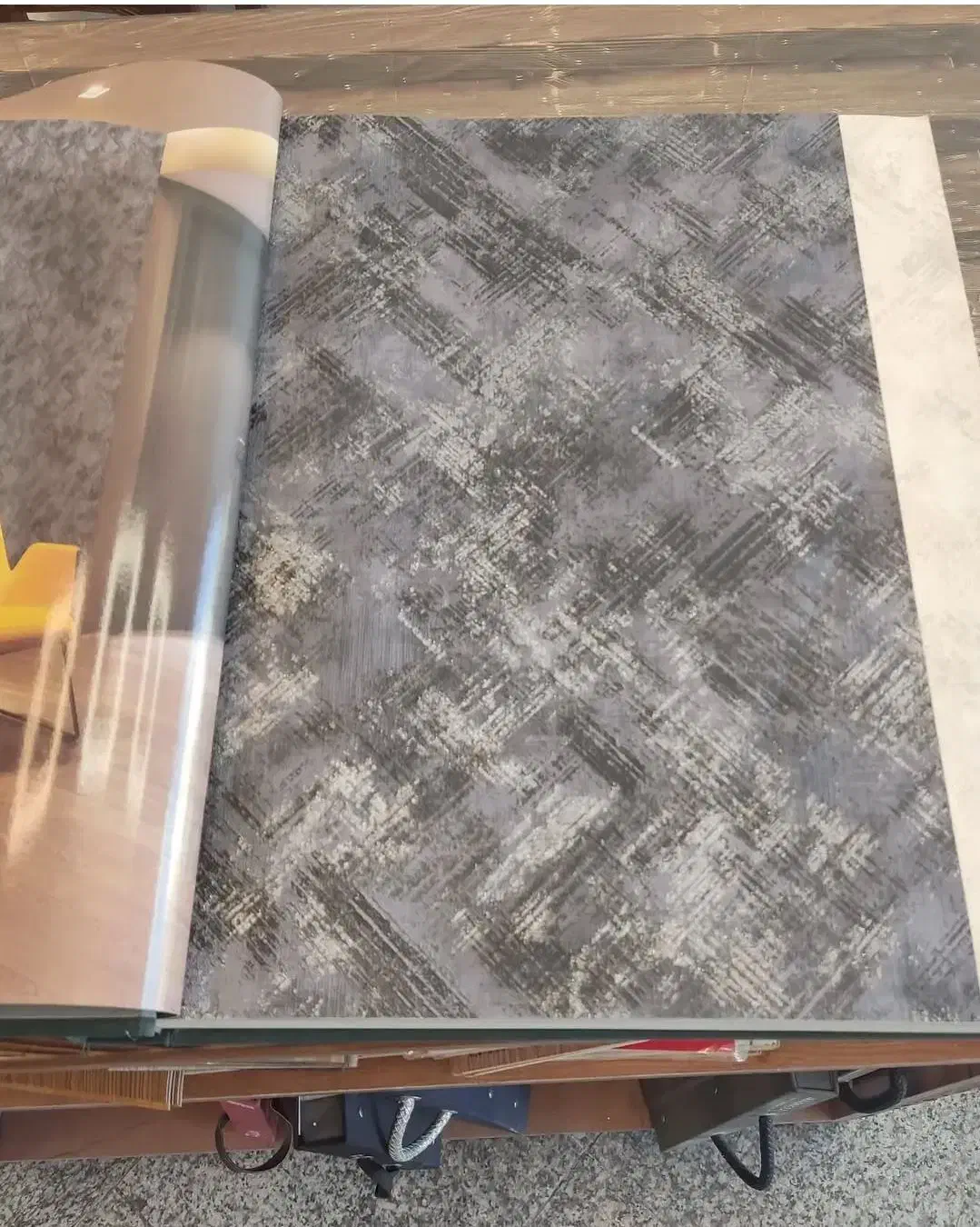 نصب انواع پانل پارکت کفپوش کاغذ دیواری|خدمات پیشه و مهارت|اردبیل, |دیوار