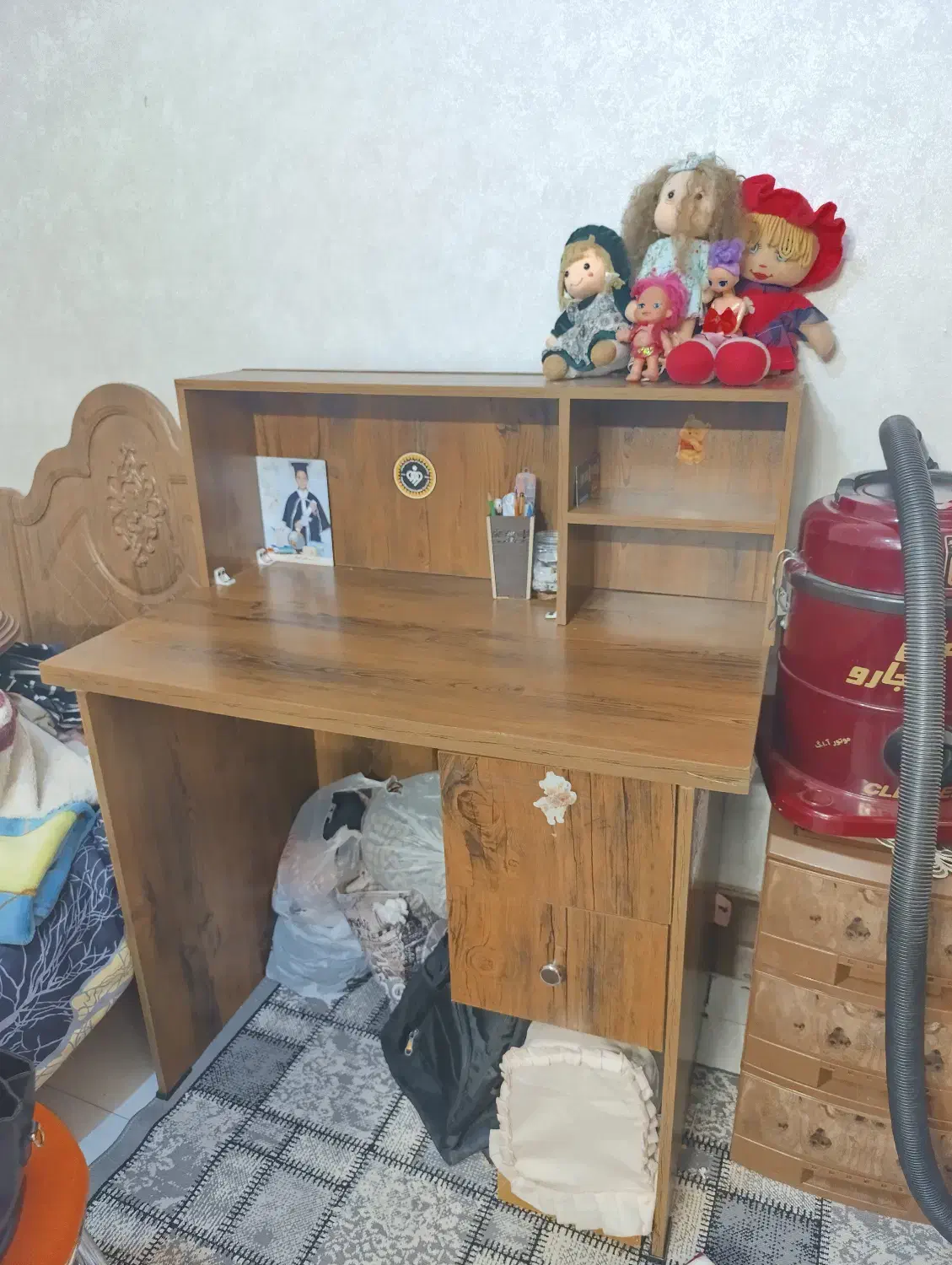 میز تحریر|میز تحریر و کامپیوتر|برخوار, |دیوار