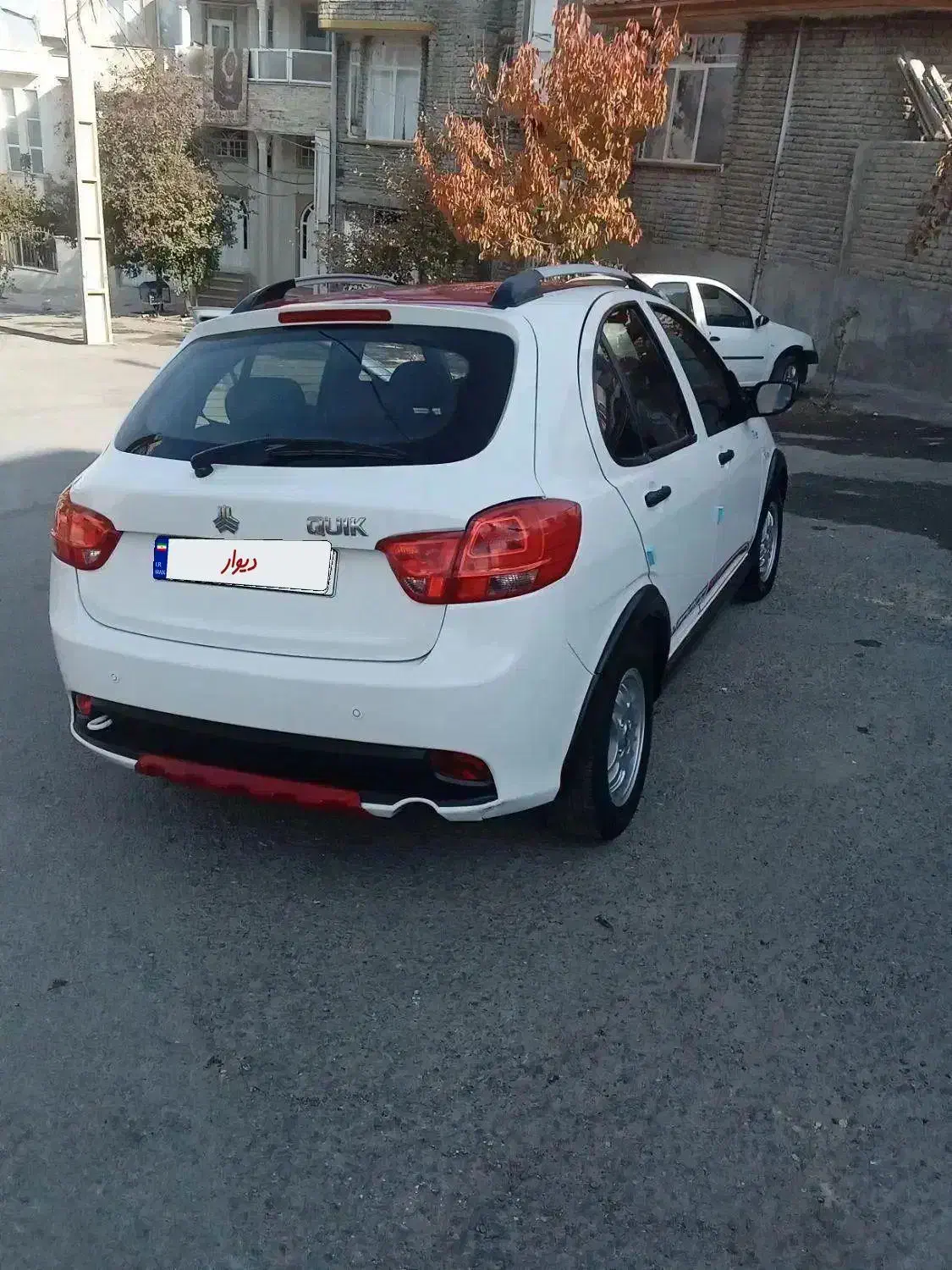 کوئیک R مدل99 سفید وقرمز بدون رنگ وبدون خط وخش|خودرو سواری و وانت|ارومیه, |دیوار