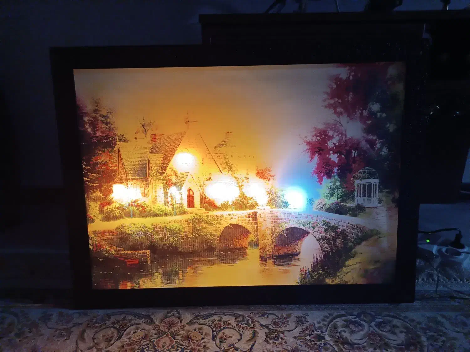 تابلو قاب ال ای دی چراغ دار|تابلو، نقاشی، عکس|اندیشه, اندیشه فاز ۱|دیوار