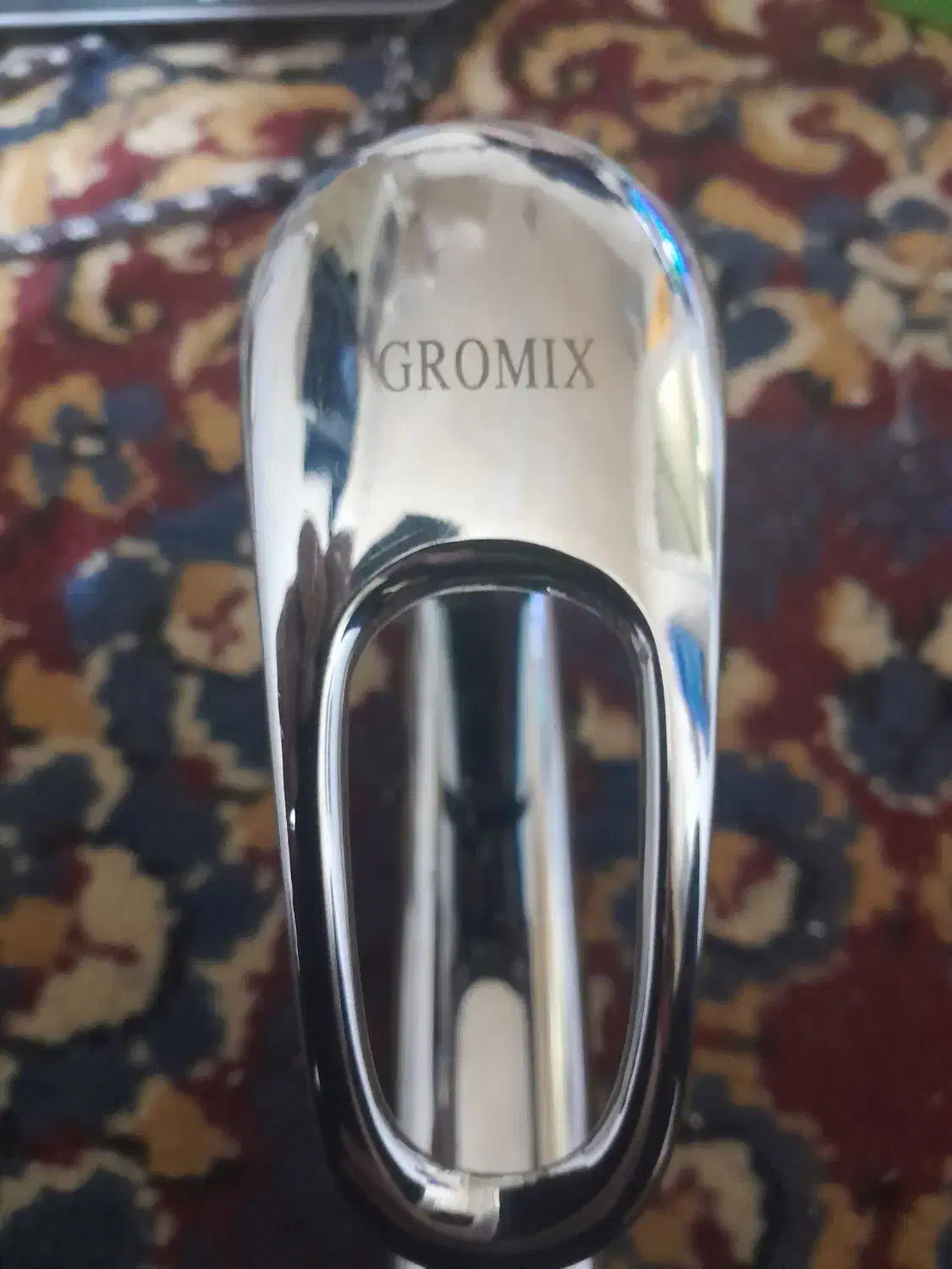 یک عدد شیر سینک آشپزخانه|لوازم سرویس بهداشتی|اصفهان, پوریای ولی|دیوار