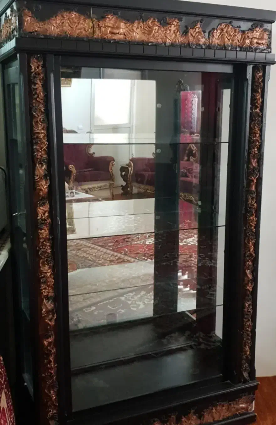 بوفه ایستاده|بوفه، ویترین، کنسول|صدرا-فارس, فاز ۱|دیوار