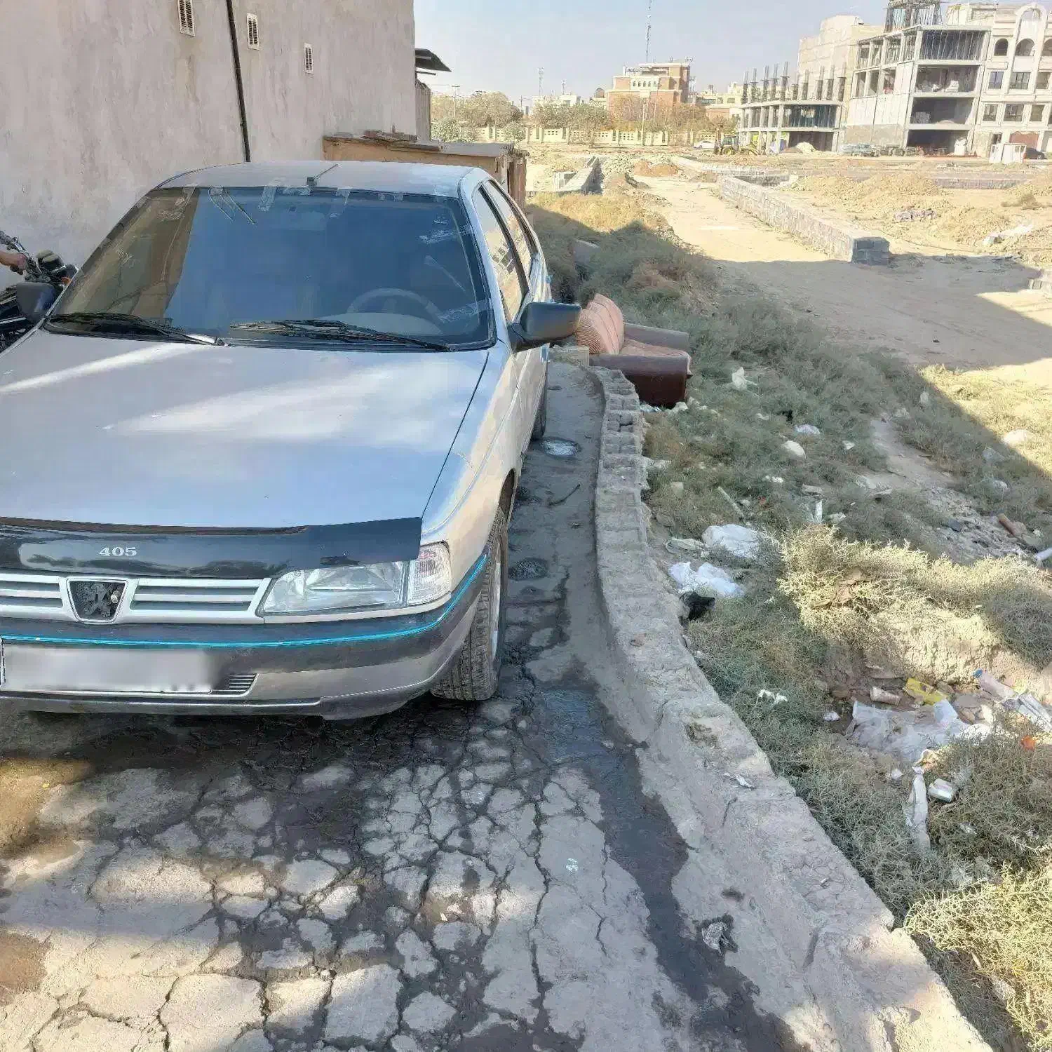 پژو ۴۰۵ نقرایی دور رنگ سقف کاور گیربکس زانتیایی|خودرو سواری و وانت|قم, شاه سید علی|دیوار