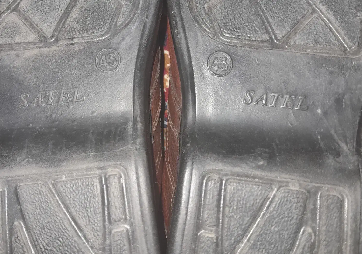 کفش چرم البرز تبریز|کیف، کفش، کمربند|اصفهان, شیخ طوسی|دیوار