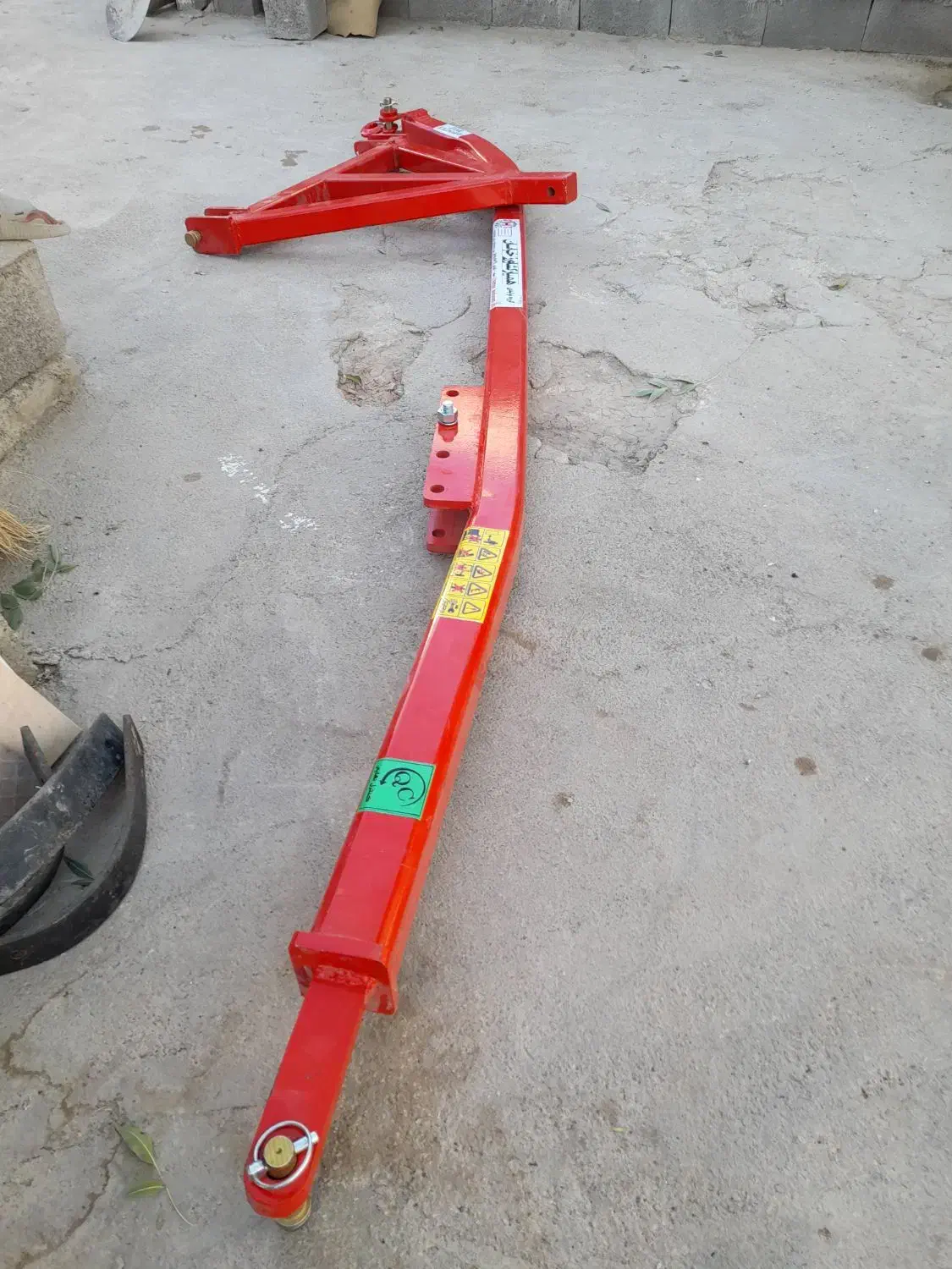 جرثقیل پشت تراکتوری|ماشین‌آلات صنعتی|کوزران, |دیوار