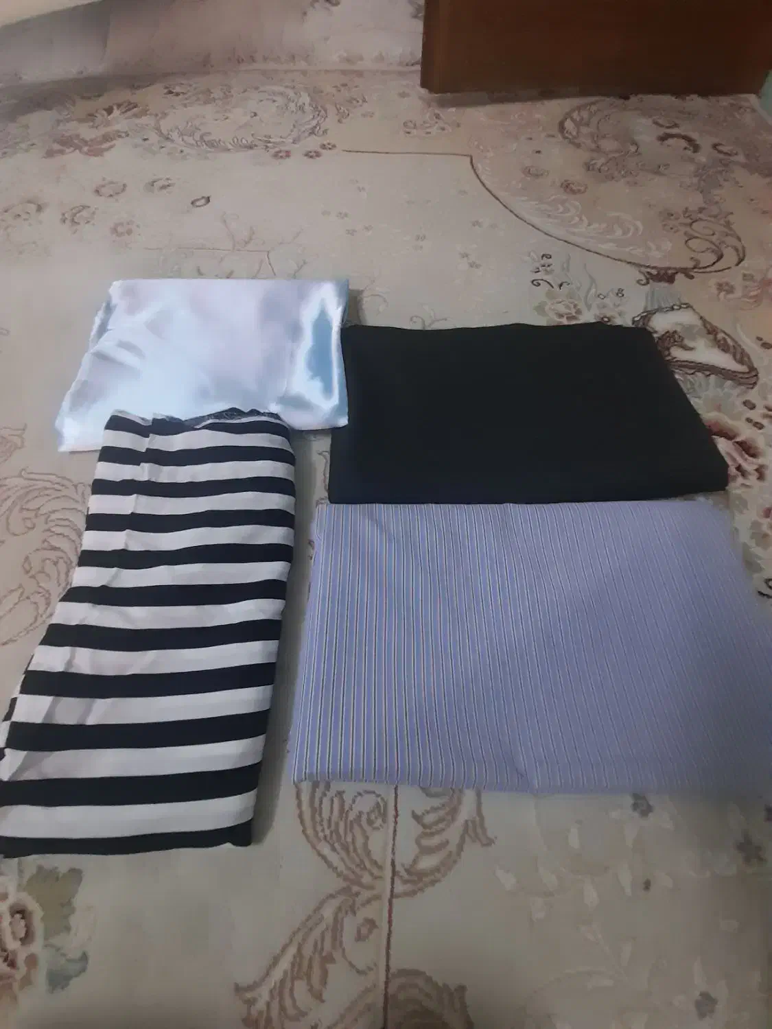 ۴ تا پارچه اعلا های ۴۰۰|لباس|ابهر, |دیوار