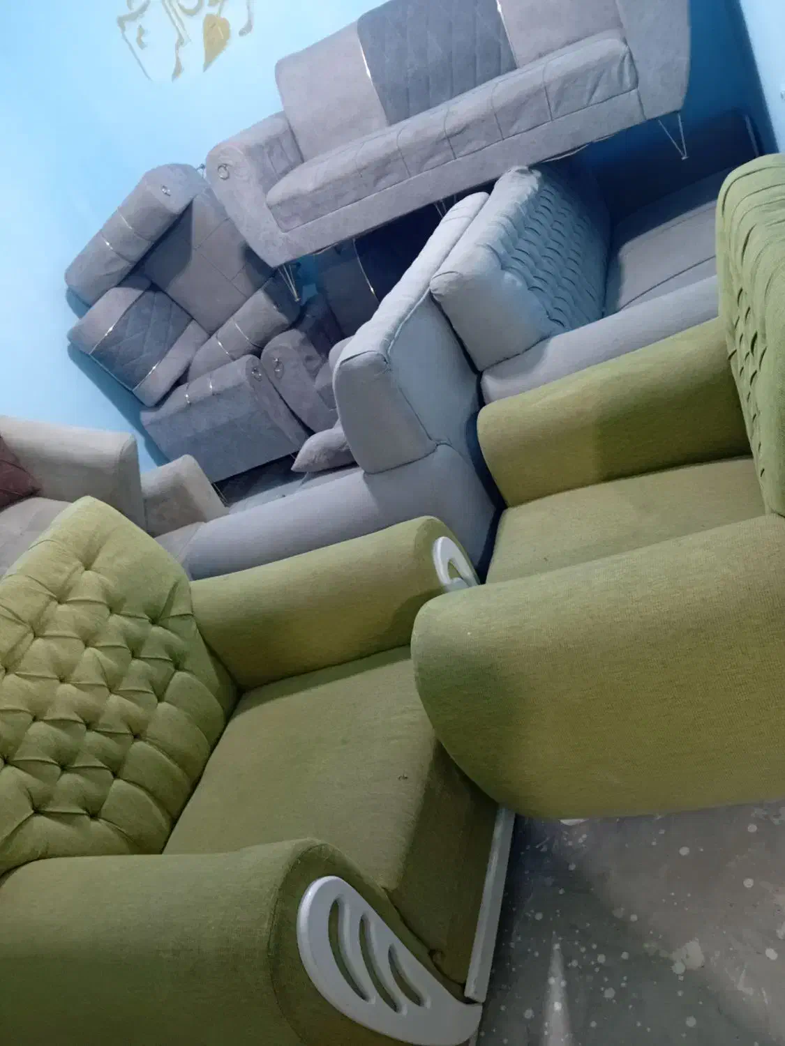 چنددست مبل۷نفره راحتی درحدنو|مبلمان خانگی و میز عسلی|چابهار, |دیوار