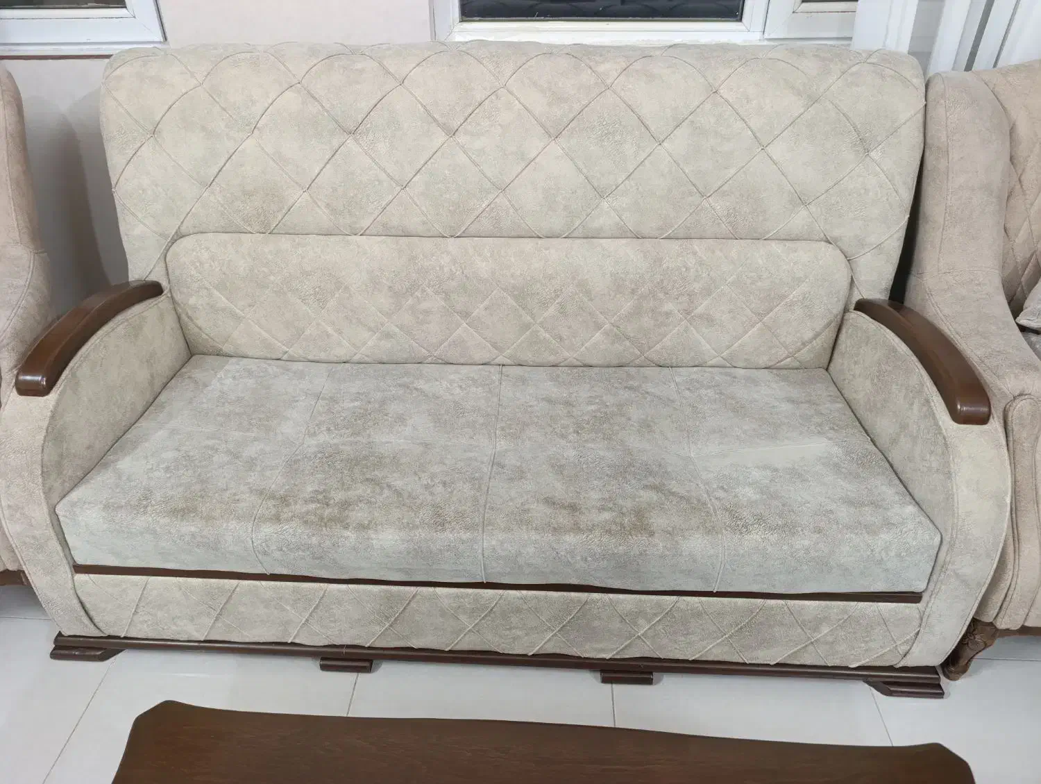 مبل راحتی|مبلمان خانگی و میز عسلی|نیشابور, گمنام غربی|دیوار