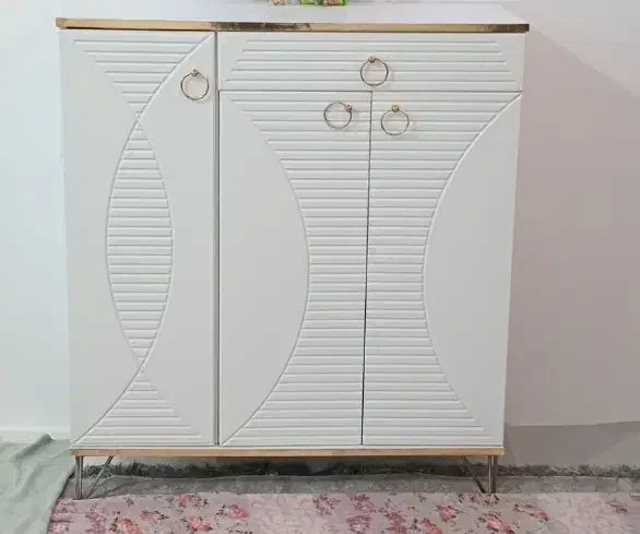 جاکفشی|جاکفشی، کمد، دراور|پاکدشت, حصار امیر|دیوار