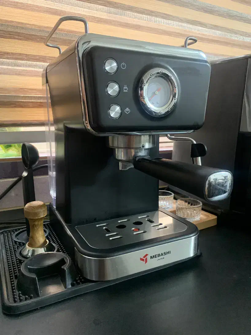 دستگاه اسپرسو ساز|کافیشاپ و رستوران|رشت, منظریه|دیوار