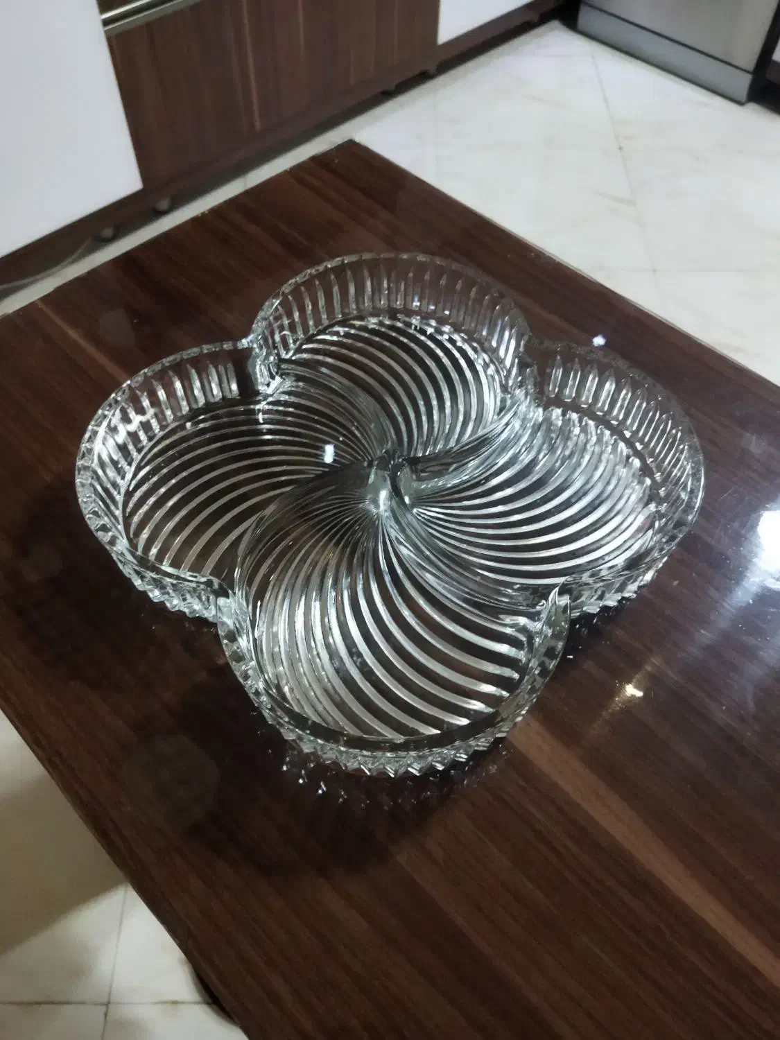 تعدادی ظروف کریستال|ظروف سرو و پذیرایی|شاهینشهر, دهخدا|دیوار