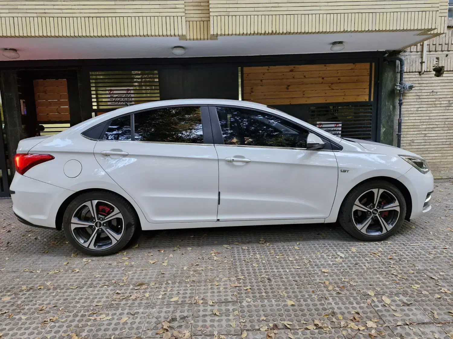 اریزو ۵ نیو ie اسفند ۱۴۰۰ داشبورد جدید در حد صفر|خودرو سواری و وانت|اصفهان, خلجا|دیوار