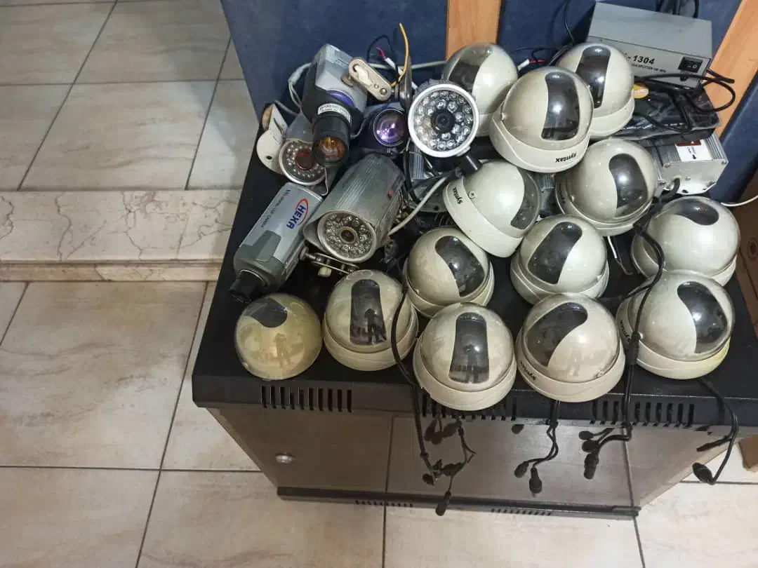 فروش اقلام یکجا به بالاترین قیمت پیشنهادی|مودم و تجهیزات شبکه|تبریز, |دیوار