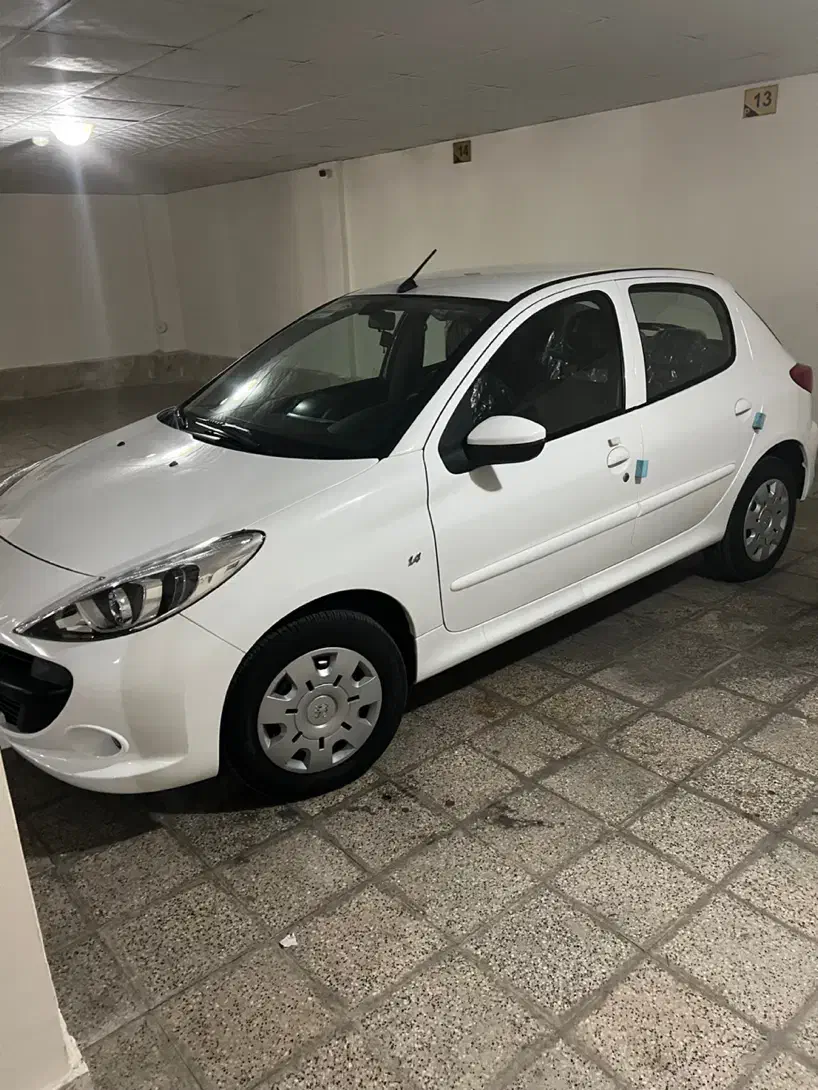 پژو۲۰۷|خودرو سواری و وانت|مشهد, ویلاشهر|دیوار