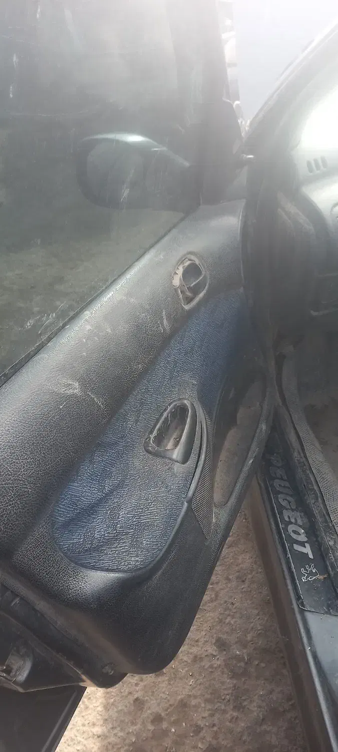 لوازم استوک پژو ۲۰۶ مدل ۸۲ کامل|قطعات یدکی و لوازم جانبی|تربتحیدریه, سرمحله|دیوار