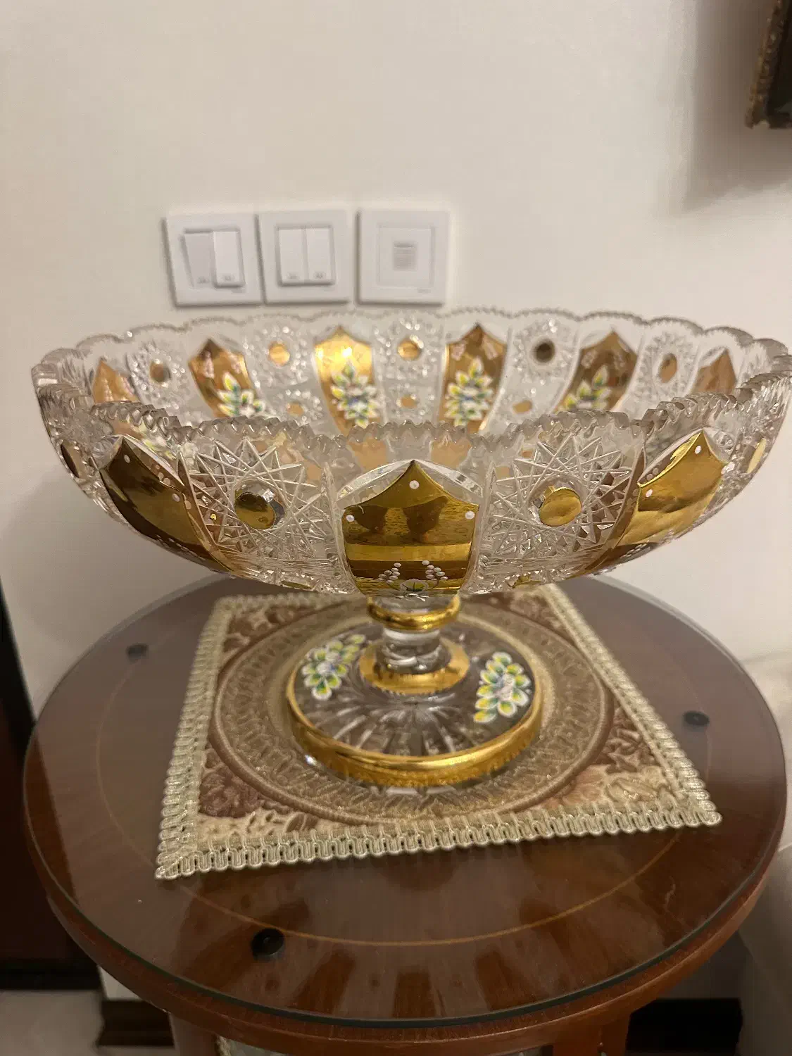 تعدادی بوهمیا اصل چک الیش طلاکوب مجموعه کامل|ظروف سرو و پذیرایی|تهران, شهرک نفت|دیوار