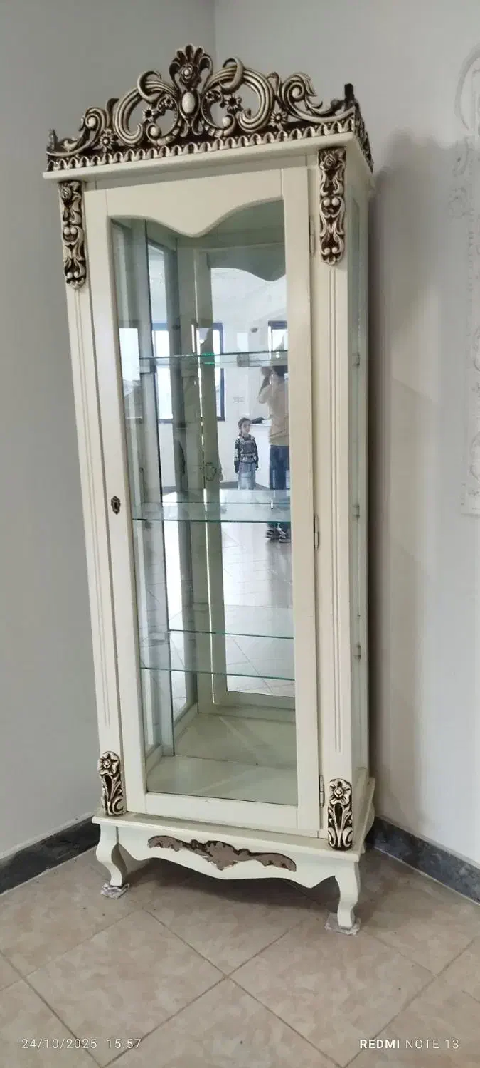 فروش یک عدد ویترین|بوفه، ویترین، کنسول|لنگرود, |دیوار