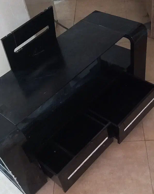 جاتلوزیونی شیشه ای|میز تلویزیون|پردیس, فاز ۲|دیوار