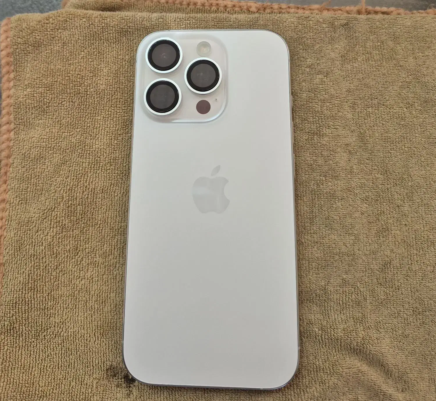 فروش آیفون ۱۶ پرو|موبایل|شاهین‌شهر, خانه کارگر|دیوار