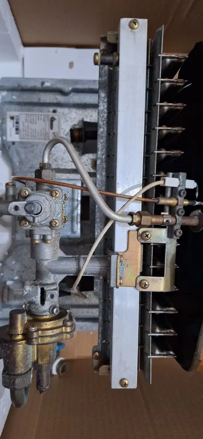 آبگرمکن بوتان|آبگرمکن، پکیج، شوفاژ|اردبیل, |دیوار