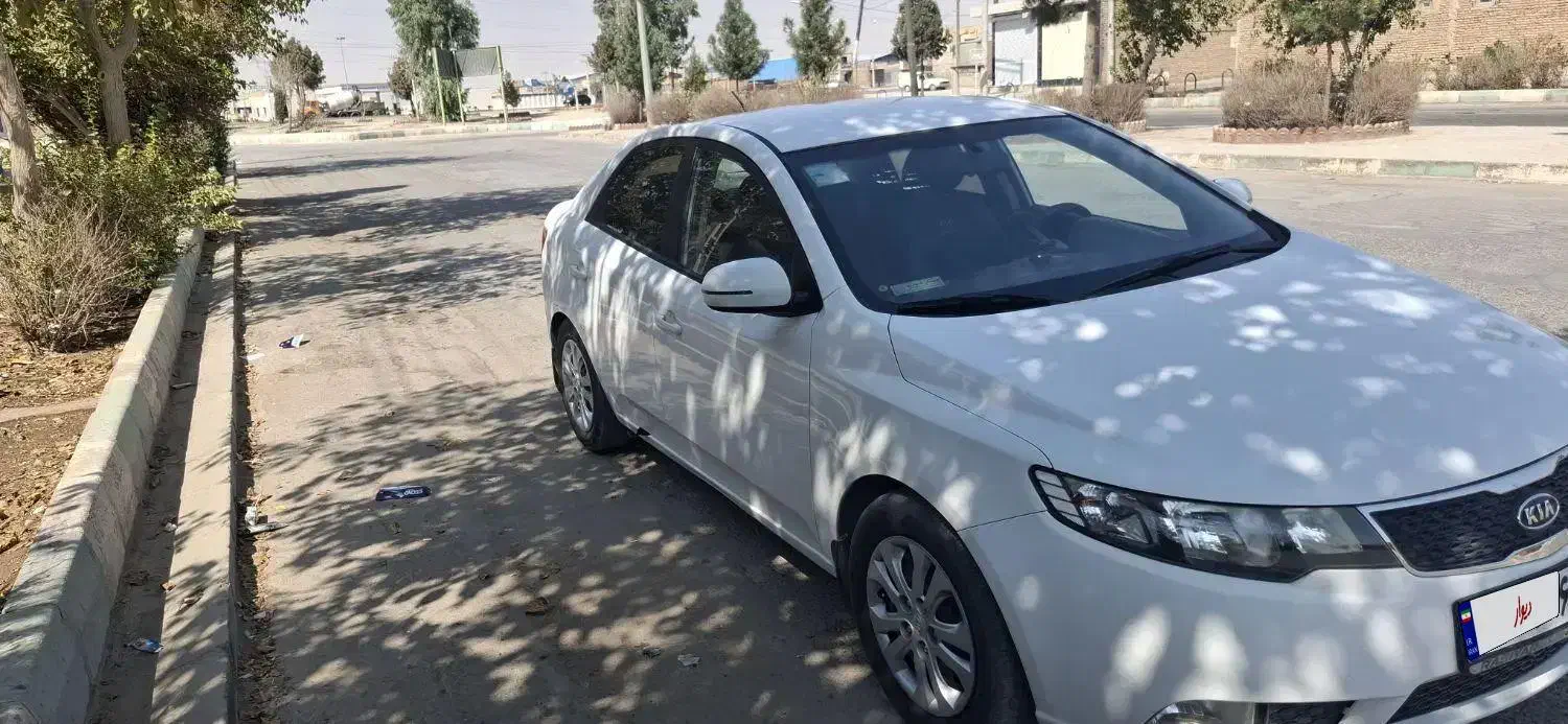 سراتو مونتاژ ۱۶۰۰ دنده ای مدل ۹۵|خودرو سواری و وانت|اصفهان, کوی امیریه|دیوار