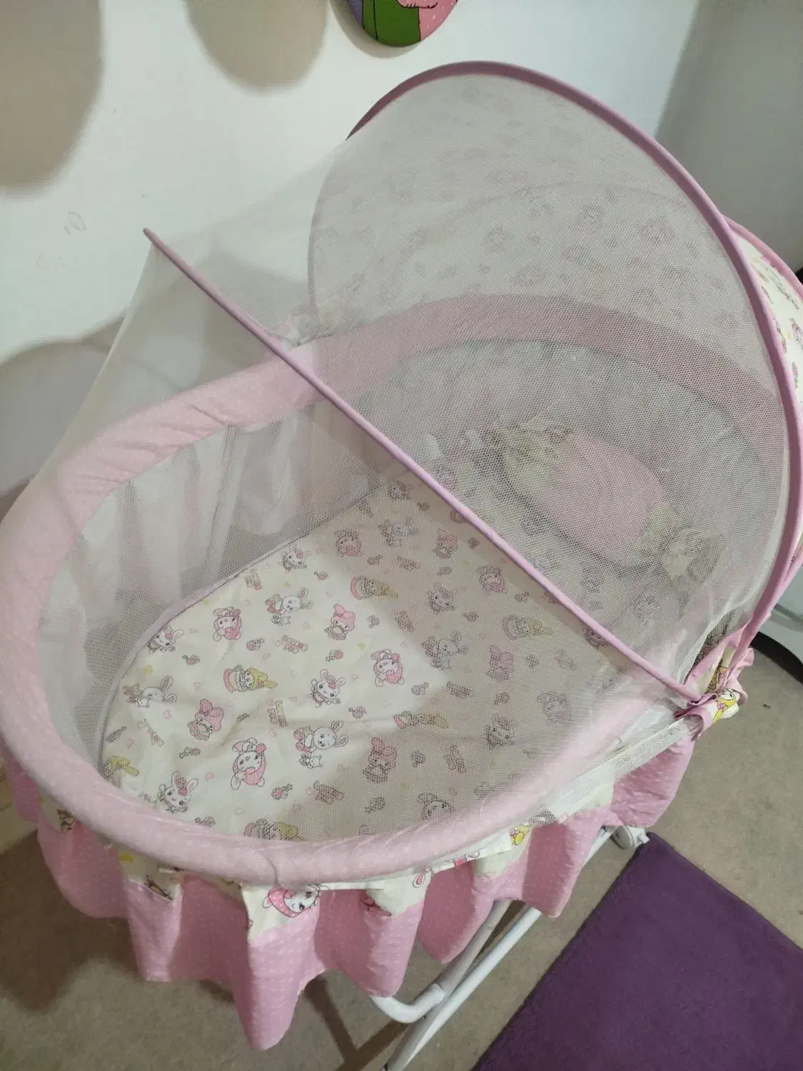 گهواره نوزادی|تخت و سرویس خواب|مشهد, کارگران|دیوار