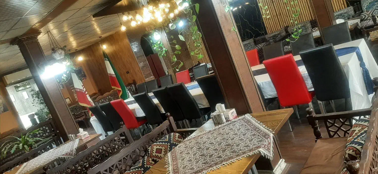 اشپز ماهر و مسئولیت پذیر، وارد به تخت کاری|استخدام خدمات فروشگاه و رستوران|شریف‌آباد, |دیوار