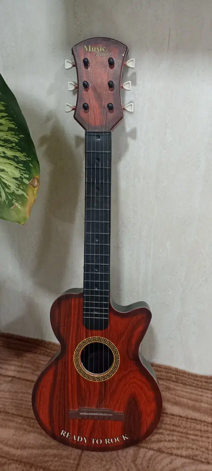 گیتار آتشین|گیتار، بیس، امپلیفایر|سردشت, |دیوار