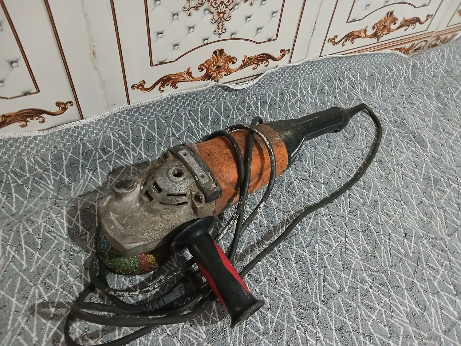 سنگ جت|ابزارآلات|کارون, |دیوار