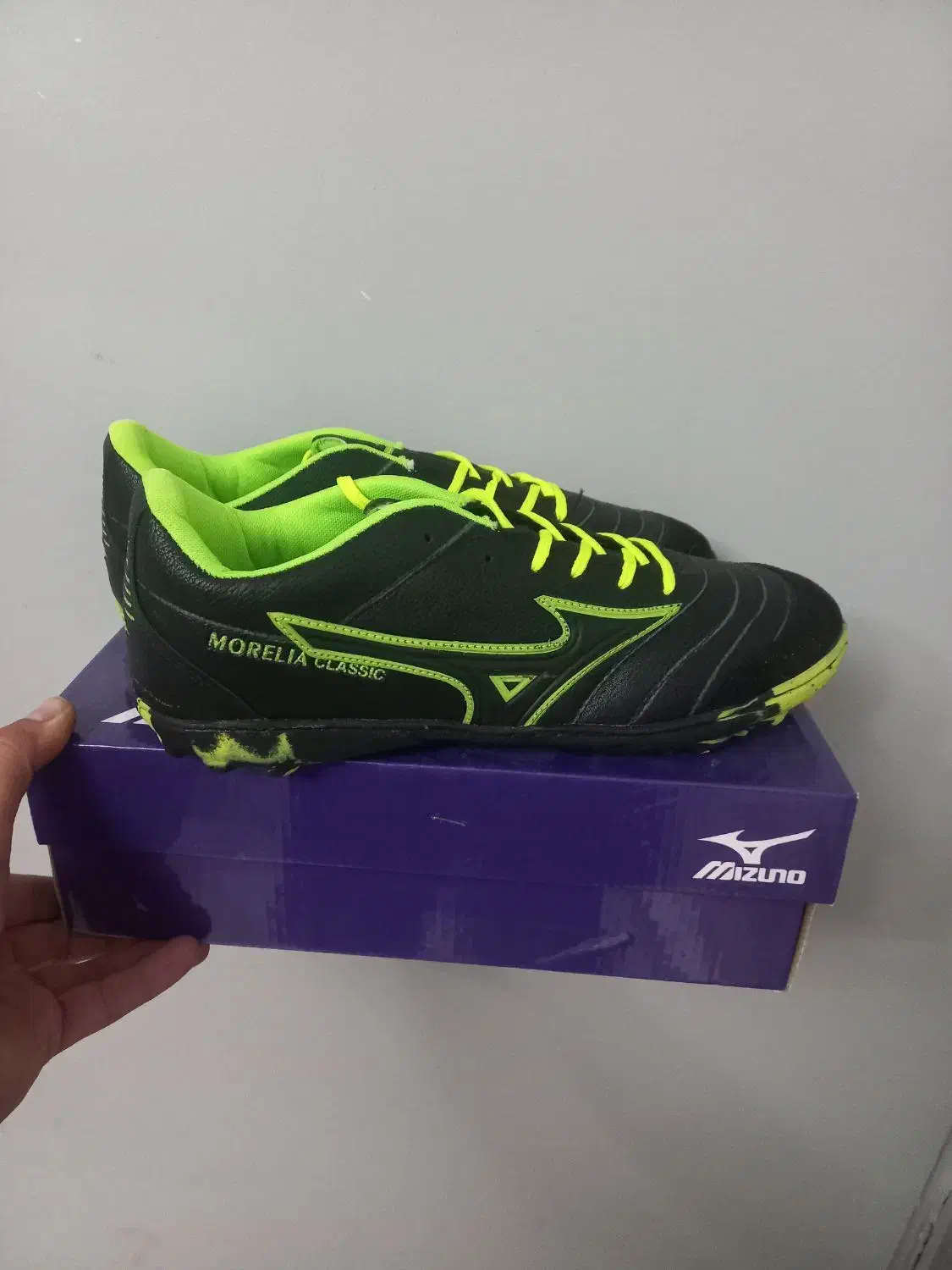 کتانی فوتبال(چمن مصنوعی)|کیف، کفش، کمربند|ری, علایین|دیوار