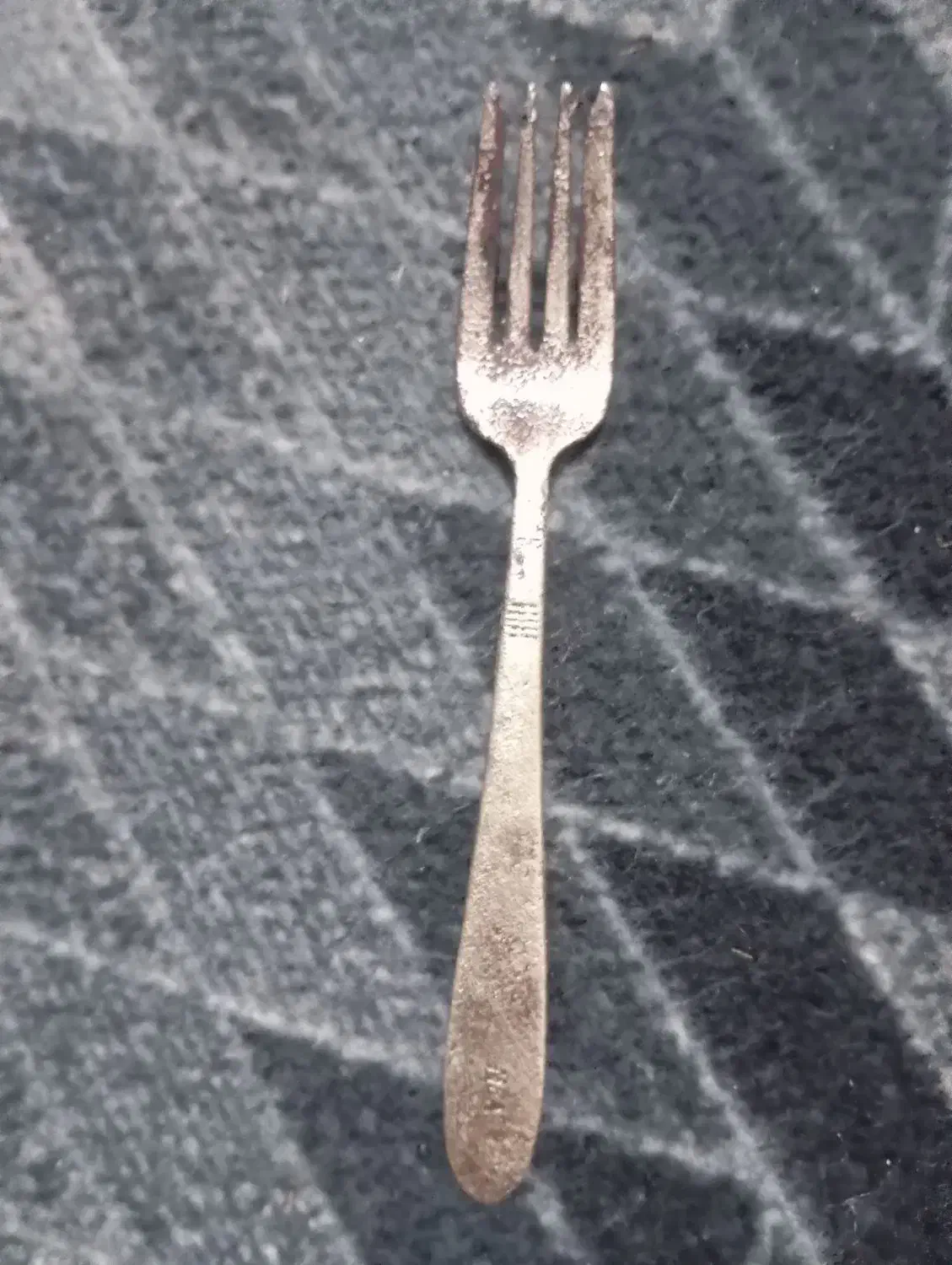 چنگال نقره|کلکسیون اشیاء عتیقه|میناب, |دیوار