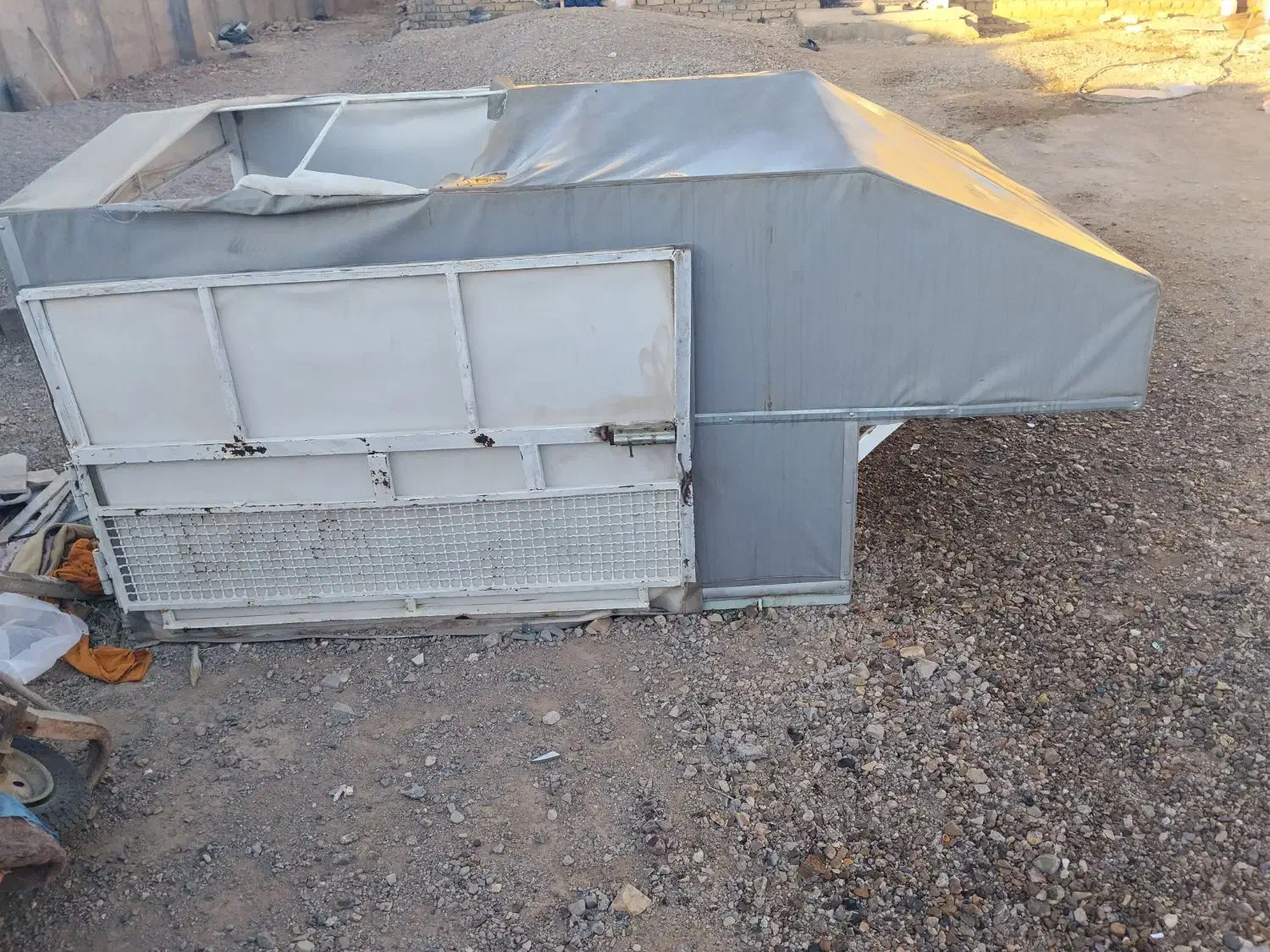 اتاق وانت پیکان فروشی|قطعات یدکی و لوازم جانبی|خواف, |دیوار