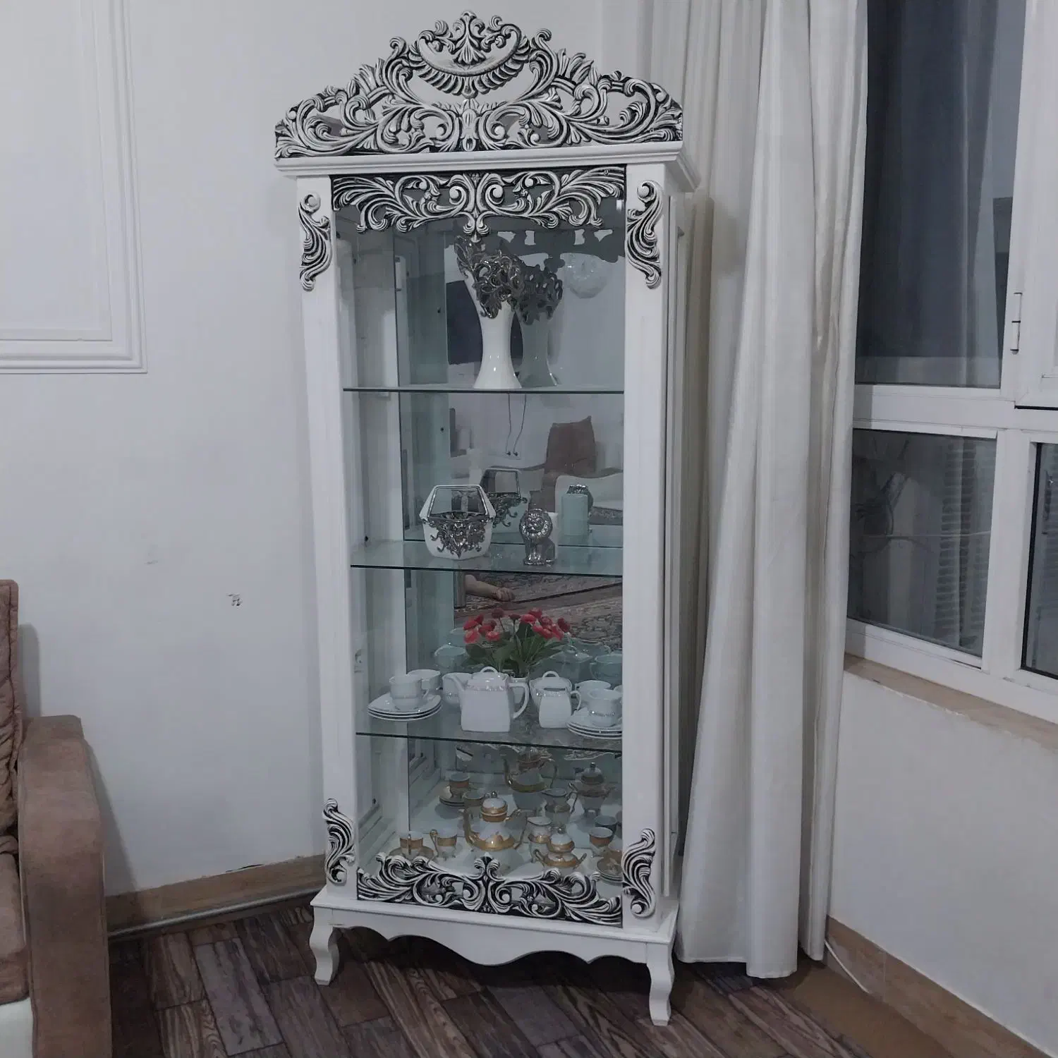 مبل با جلو مبلی و بوفه|مبلمان خانگی و میز عسلی|میاندوآب, |دیوار