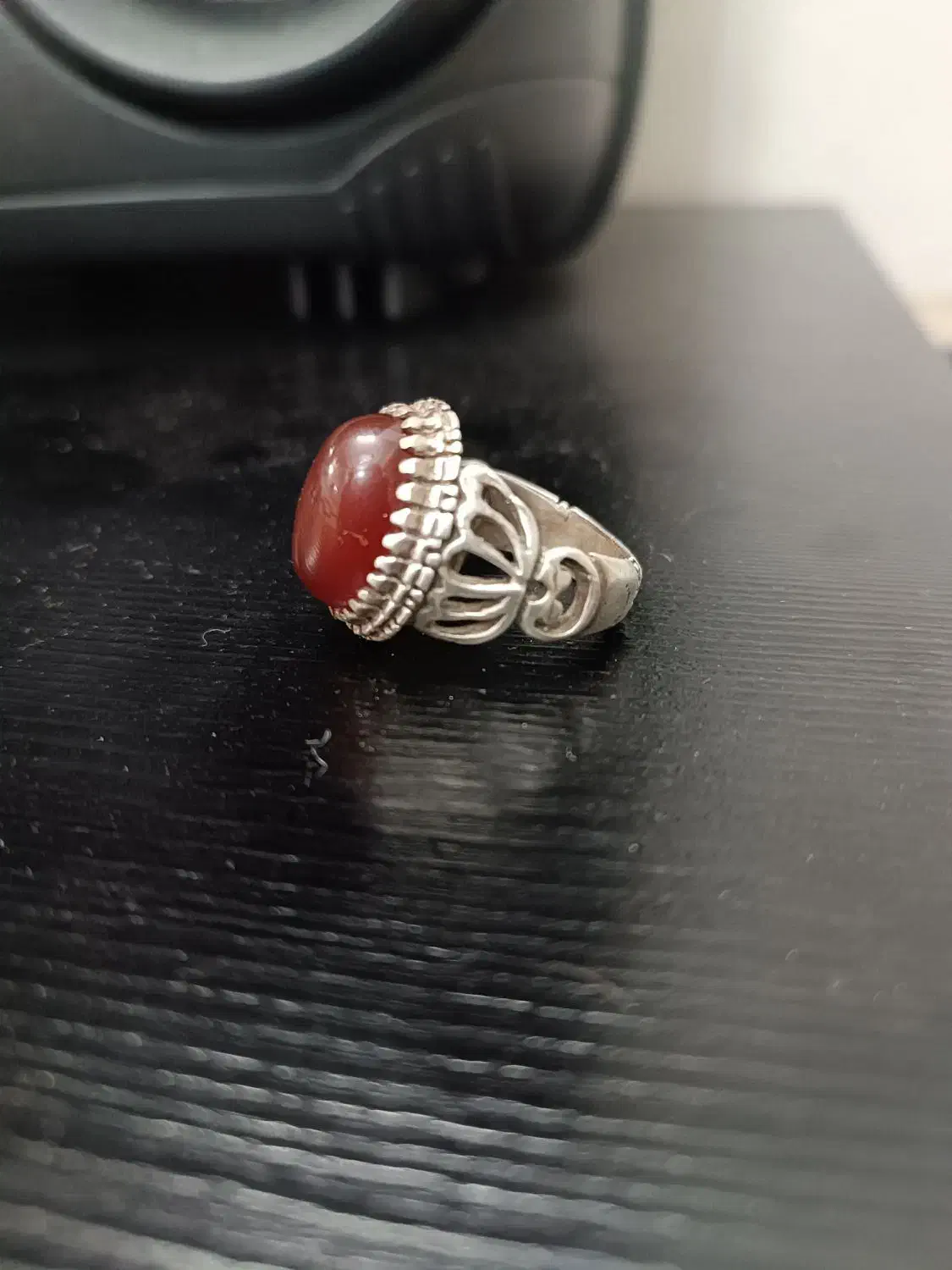 انگشتر یمن عقیق|جواهرات|قم, قلعه عموحسین|دیوار