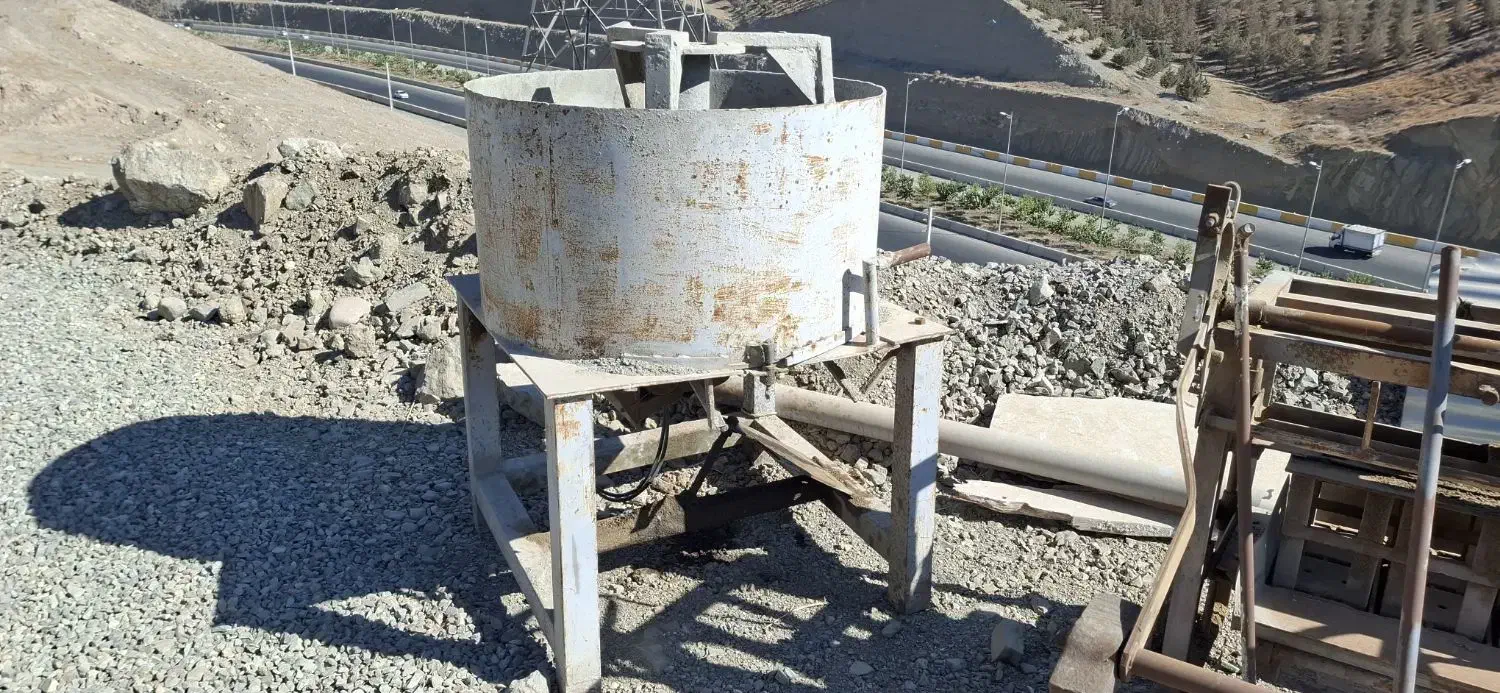 دستگاه بلوک زنی|مصالح و تجهیزات ساختمان|کرج, شهرک احمدیه|دیوار