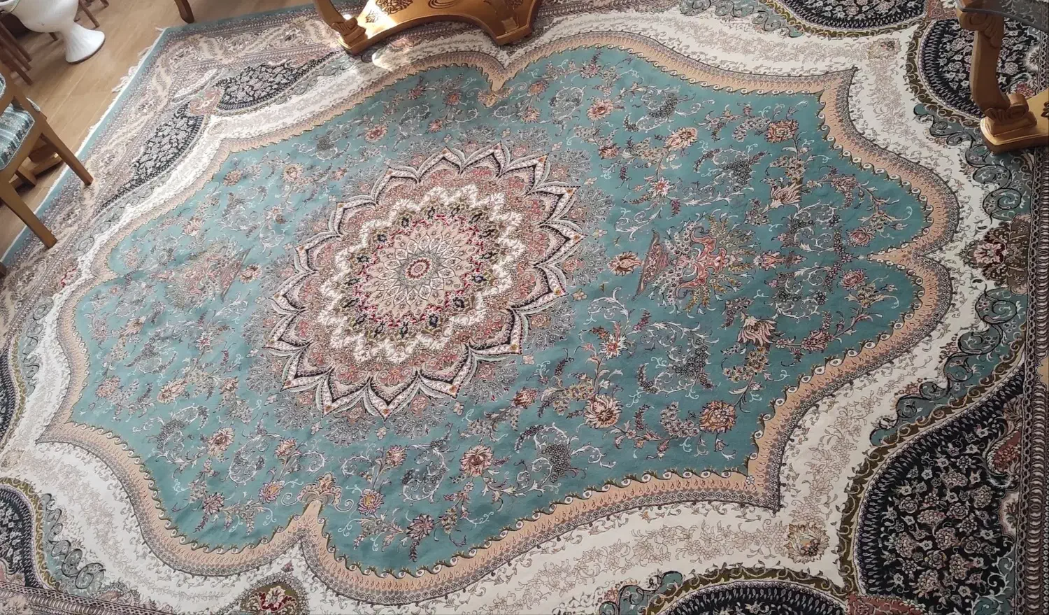 یک فرش ۱۲ متری و دو فرش ۶ متری|فرش|زنجان, |دیوار