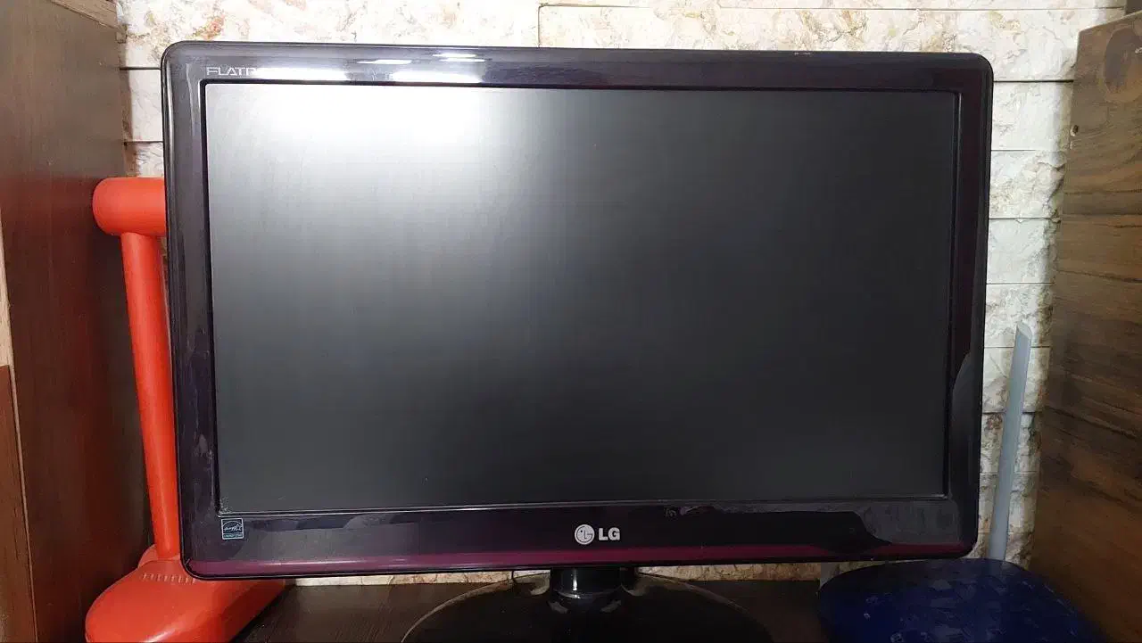 رایانه رومیزی|رایانه رومیزی|محمدشهر, شهرک پیام (مهرالبرز)|دیوار