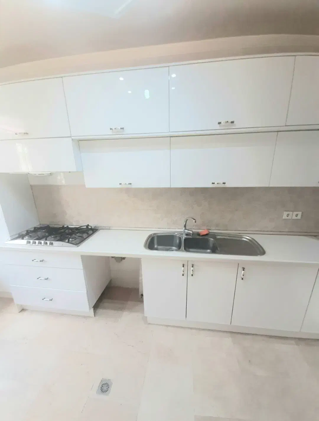 ۸۵ متر تکواحدی فول امکانات خیابان پنجم بدون مالک