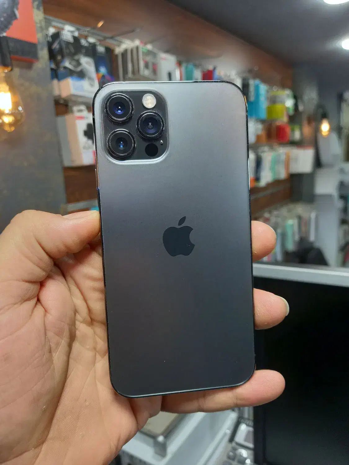 ایفون ۱۲پرو|موبایل|اصفهان, ملکشهر|دیوار